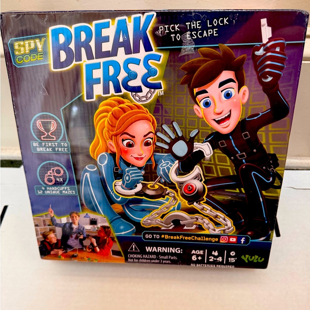 NEW Spy code Break free game never opened factory sealed